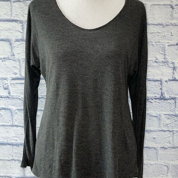Everlane Grey Long Sleeve Top rayon size S - Picture 2 of 12